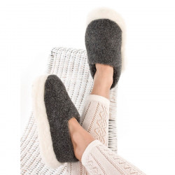 Alwero Grey Siberian Slippers