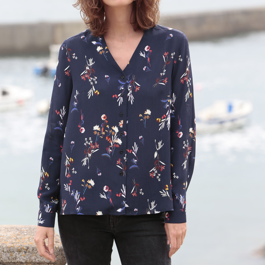 Chemisier Marine Et Fleurs Out Of Ireland
