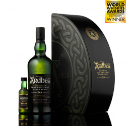 Coffret Ardbeg Quadrant 10 ans 70cl 46° + mignonnette Uigeadail 5cl 54.2° Coffret Ardbeg Quadrant 10 ans 70cl 46° + mignonnette Uigeadail 5cl 54.2°