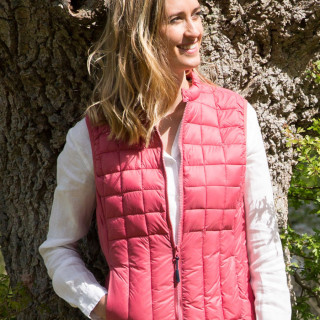 Doudoune sans manches fuchsia mousqueton
