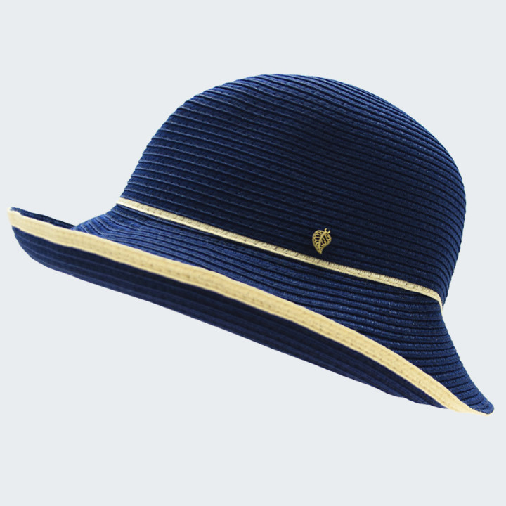 Chapeau Cloche Bleu Out of Ireland