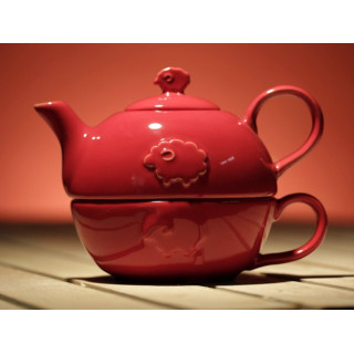 Tea for One Sheep Red Teapot