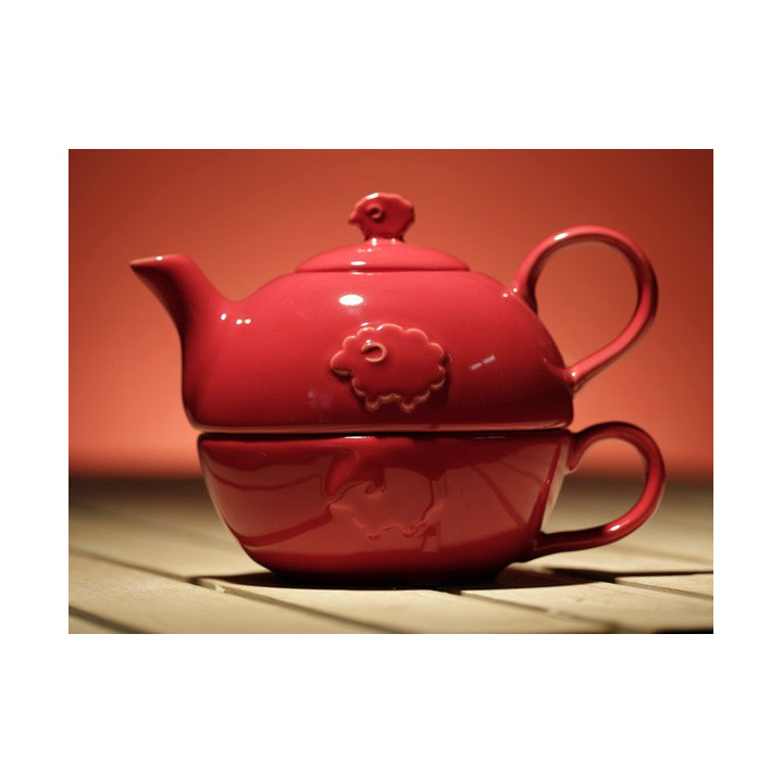 Tea for One Sheep Red Teapot