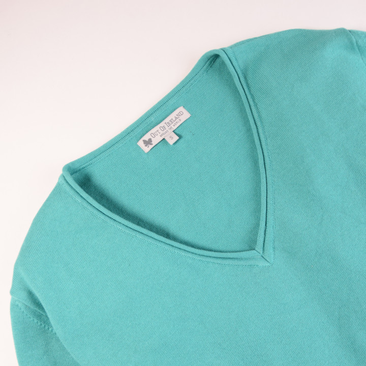 Pull Vert Col V 100% Coton Out Of Ireland