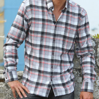 Chemise Carreaux Noir Gris et Rouge Out Of Ireland