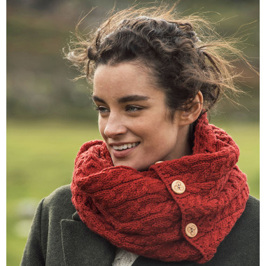 Snood avec bouton Clearance