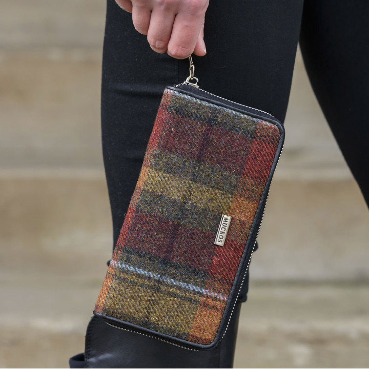 Mucros Weavers Tweed Wallet