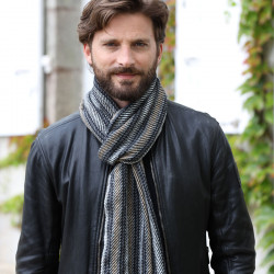 Écharpe Soft Donegal Noire & Jaune Mucros Weavers