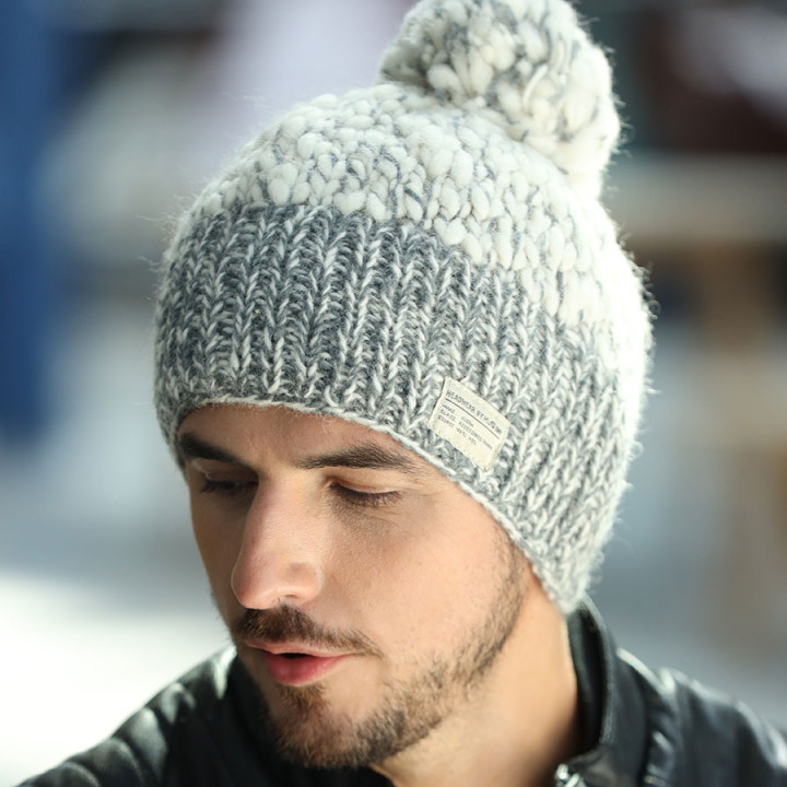 Kusan Pierce PomPom Beanie