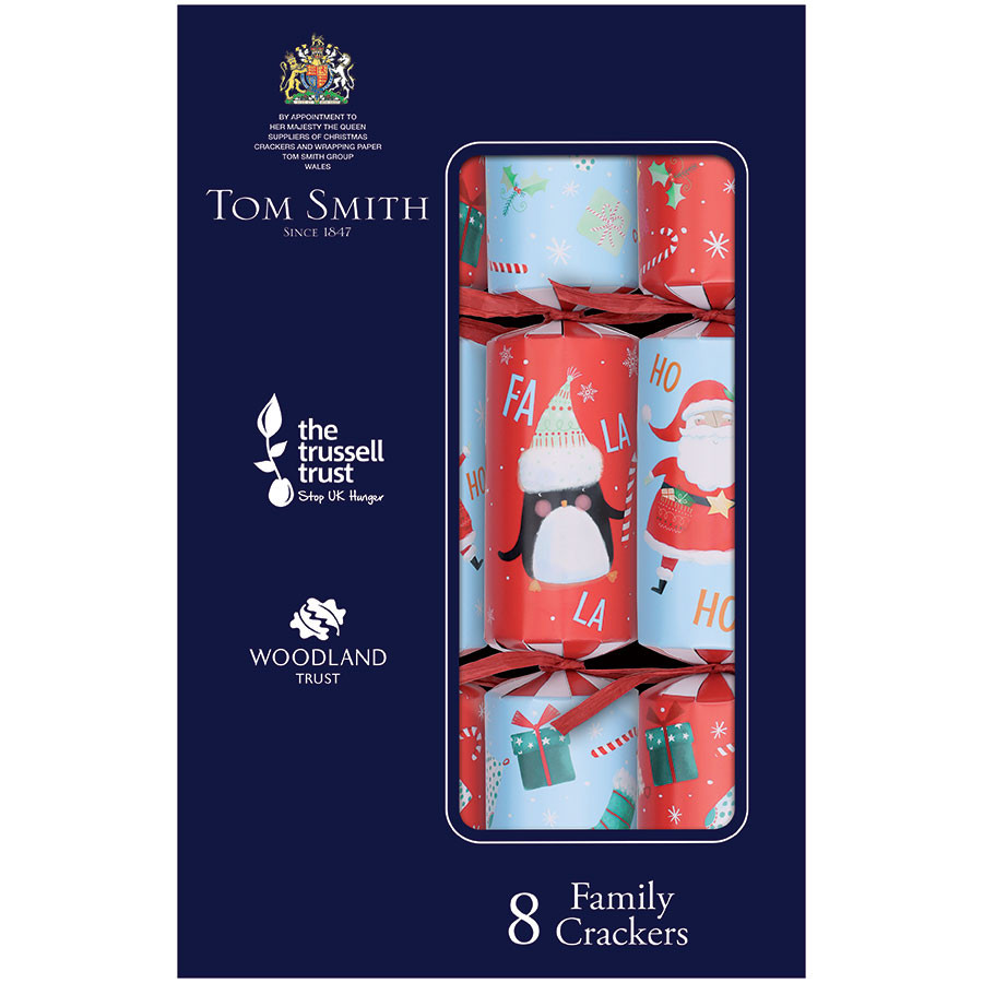 Party Crackers 2023 Family Novelty x8 Tom Smith - Christmas Crackers - Le  Comptoir Irlandais