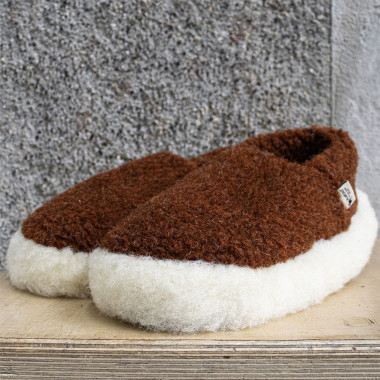 Siberian Cognac Wool Slippers Alwero