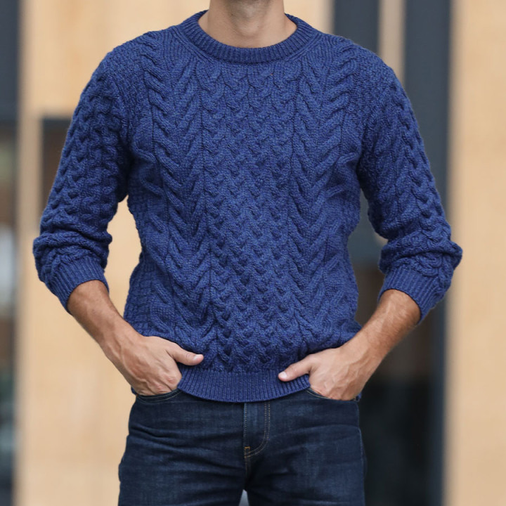 Pull Col Rond Bleu Aran Woollen Mills