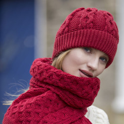 Inis Craft Red Honeycomb Beanie