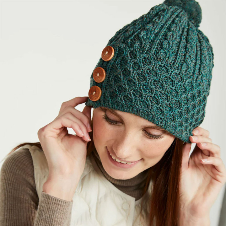 Aran Woollen Mills 2 Buttons Green Snood