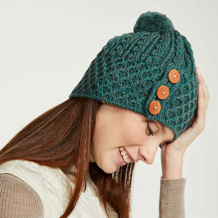 Aran Woollen Mills 2 Buttons Green Snood