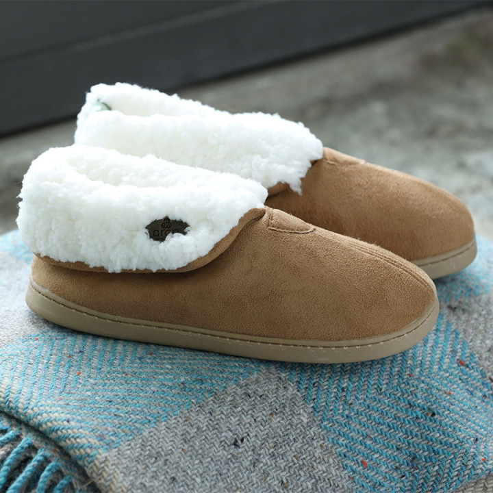 Aran Woolen Mills Camel Slippers Boots
