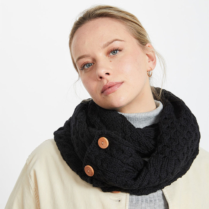 Aran Woollen Mills Black Honeycomb Snood