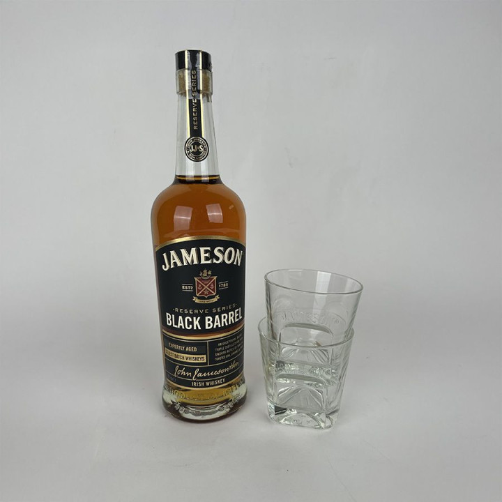 Pack Jameson Black Barrel 70cl 40 ° + 4 glasses