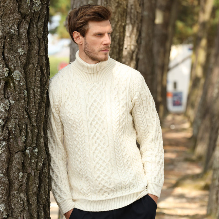 Pull Col Roule Écru Aran Woollen Mills