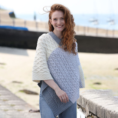 Poncho Supersoft Torsades Patchwork Aran Woollen Mills