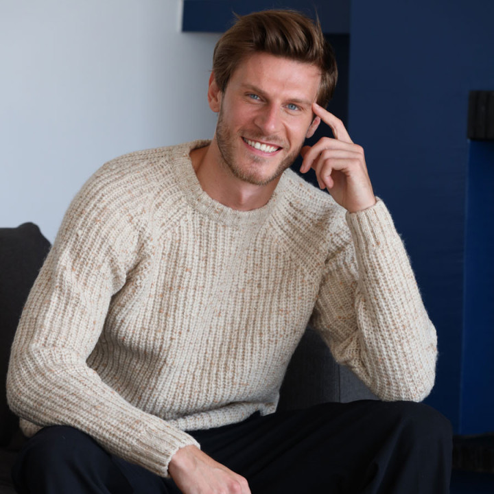 Aran Woollen Mils Pullover Trim Ecru