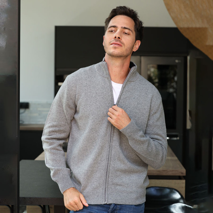 Best Yarn Light Gray Zipped Vest