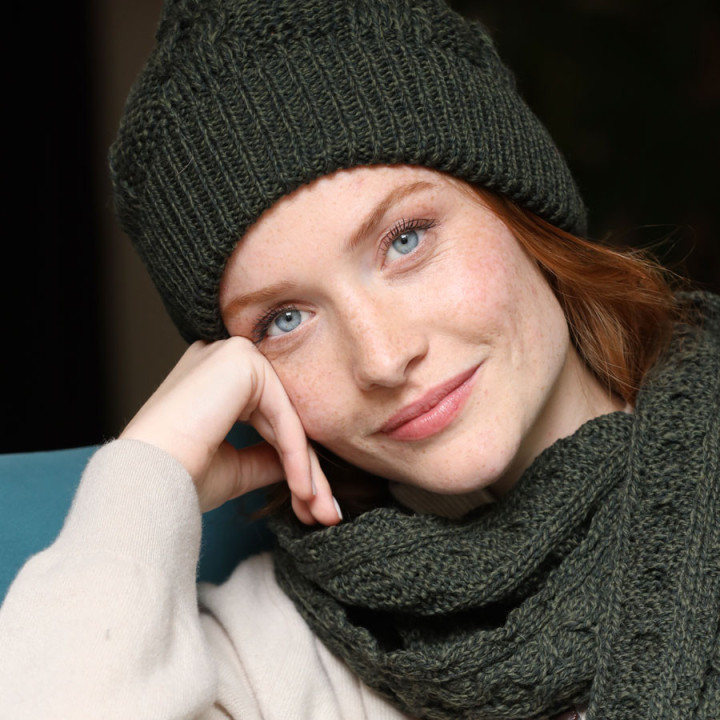 Inis Craft Green Honeycomb Beanie