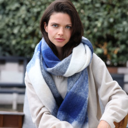 Echarpe tina bleu fonce h25 ooi