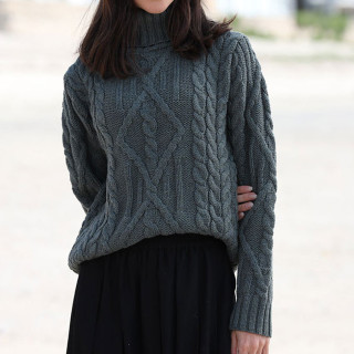 Inis Crafts Green Merino Turtleneck Sweater