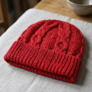 Inis Crafts Red Honeycomb Beanie