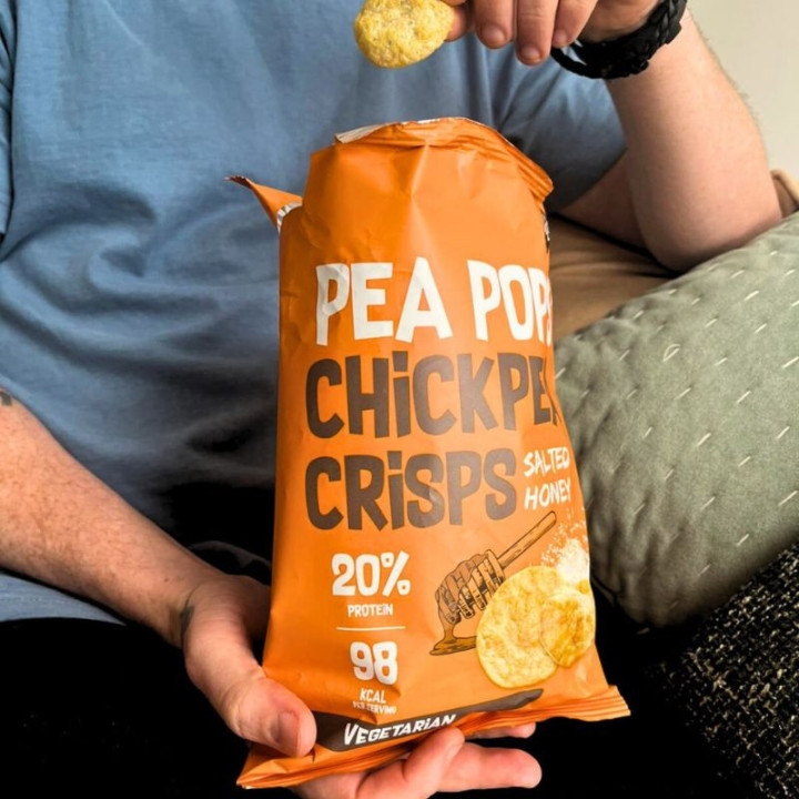 Honey & Salt Pea Pops Chickpea Chips 70g