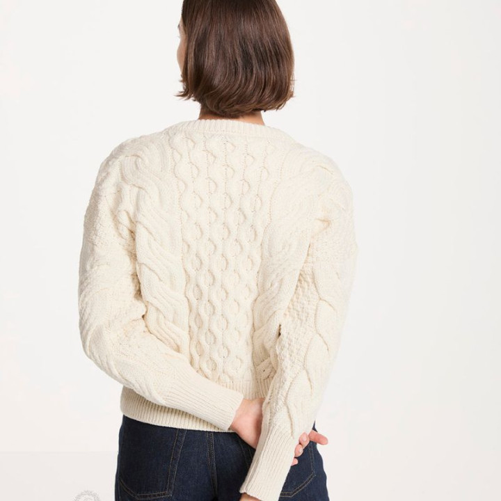 Pull Crop Cable Écru Aran Woollen Mills