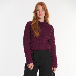 Pull Sligo Violet Aran Woollen Mills