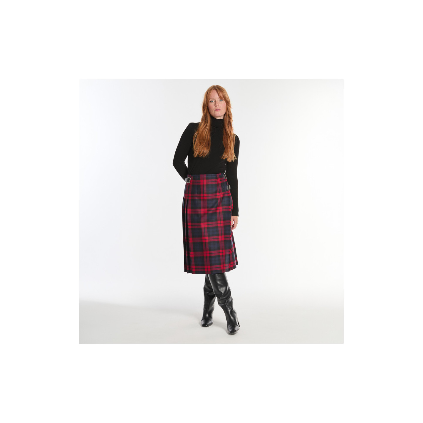 O'Neil of Dublin Women's Regular Red Kilt
