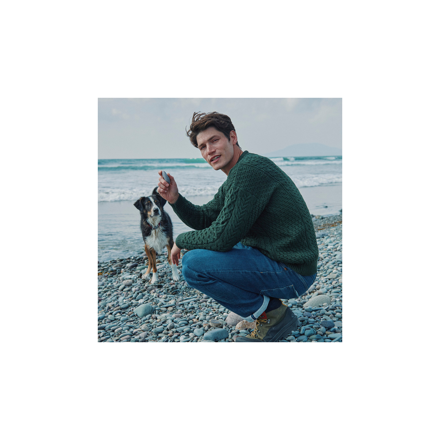 Aran Woollen Mills Dark Green Round Collar Sweater