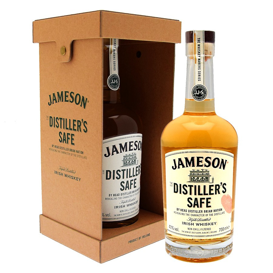 HANES JAMESON TRIPLE DISTILLED IRISH WHISKEY WOMEN/'S LARGE SHORT SLEEVE TSHIRT