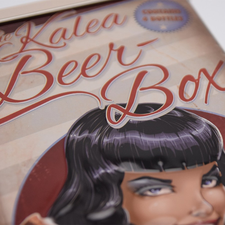 Retro Style Box "Black Hair"