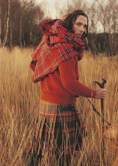 Le tartan Royal Stewart (sur les épaules) Le tartan Royal Stewart (sur les épaules)