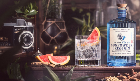 Gin, the return of an iconic drink