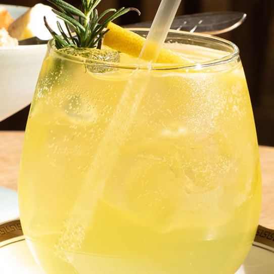 Earl grey green tea lemonade