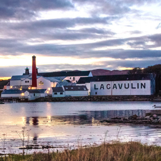 Legendary distillery: Lagavulin, the peaty legend
