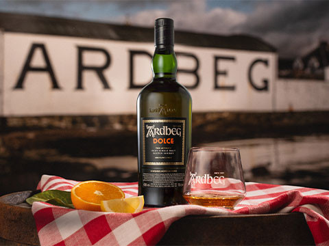 Ardbeg Day 2026 : la tourbe célèbre la gourmandise avec Ardbeg Dolce